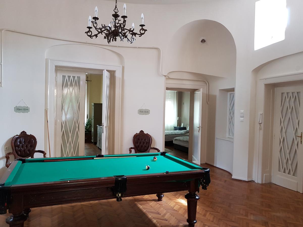 Tulipan Villa Panzio Szolnok Luaran gambar