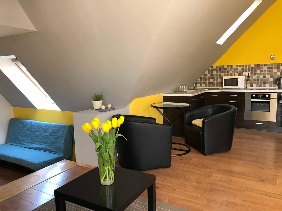 Tulipan Villa Panzio Szolnok Luaran gambar